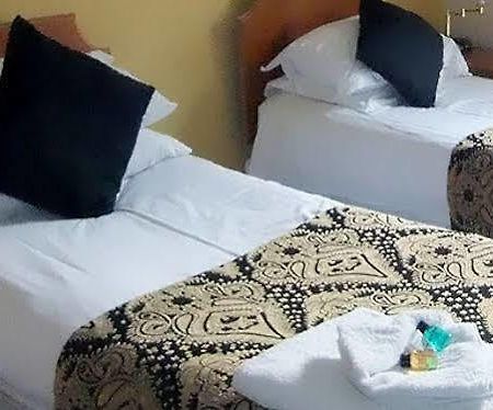 The Queens Head Hotel Άλνγουικ Εξωτερικό φωτογραφία
